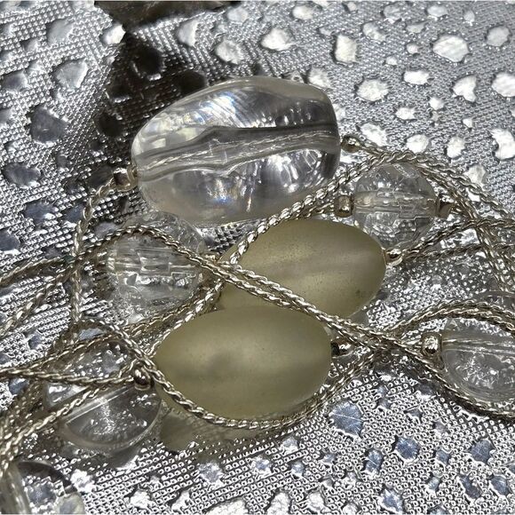 "5/$25" Avon Multistrand Adjustable Bead Station Bracelet - Picture 3 of 10